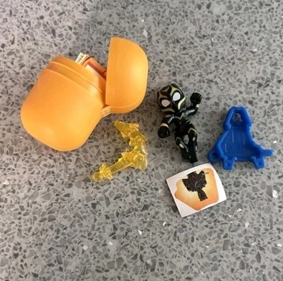 Kinder Egg Surprise Marvel Black Panther Figur.
