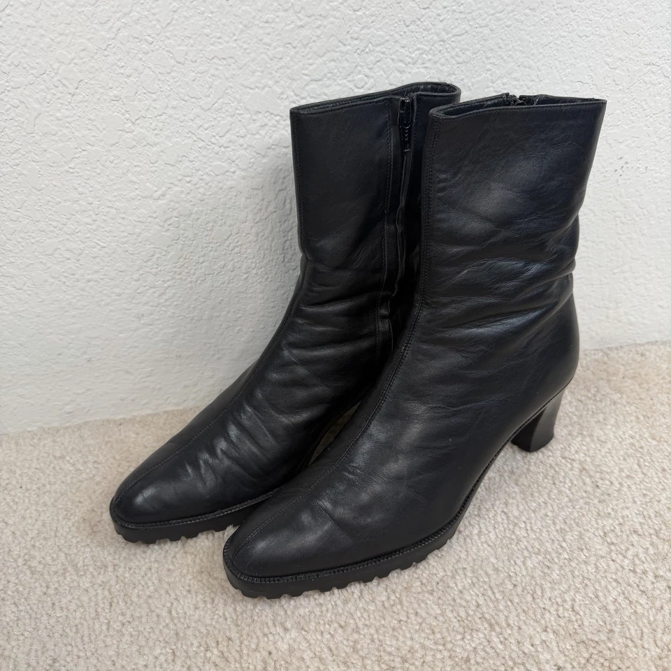 VINTAGE DKNY Black Genuine Leather Ankle Boots Size 9.5 B Mid Heel Zip Up ITALY - Image 2 of 4