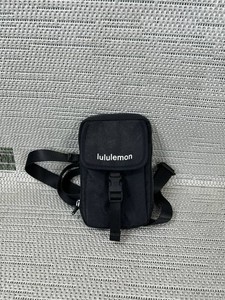 Lululemon Phone Crossbody | eBay Lululemon Phone Crossbody | eBay