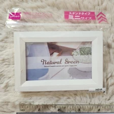 NWT New Daiso White Wooden Mini Photo Frame 5.8cm x 9.3cm Painted Small Wood