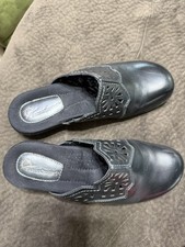 Earth Origins Clogs--Style: Velma / No Box, But Worn Only Once-Leather Upper/9M