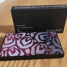 Mary Kay Compact Perfect Palette Limited Edition 107064 Unfilled New in Box