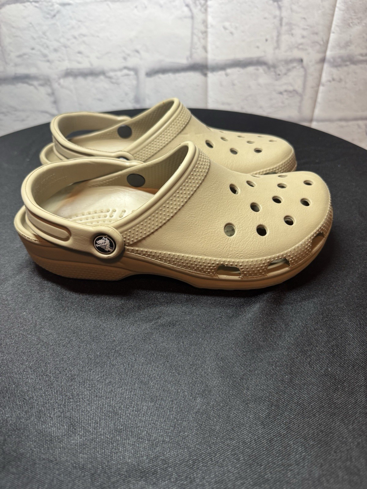 Crocs - image 3