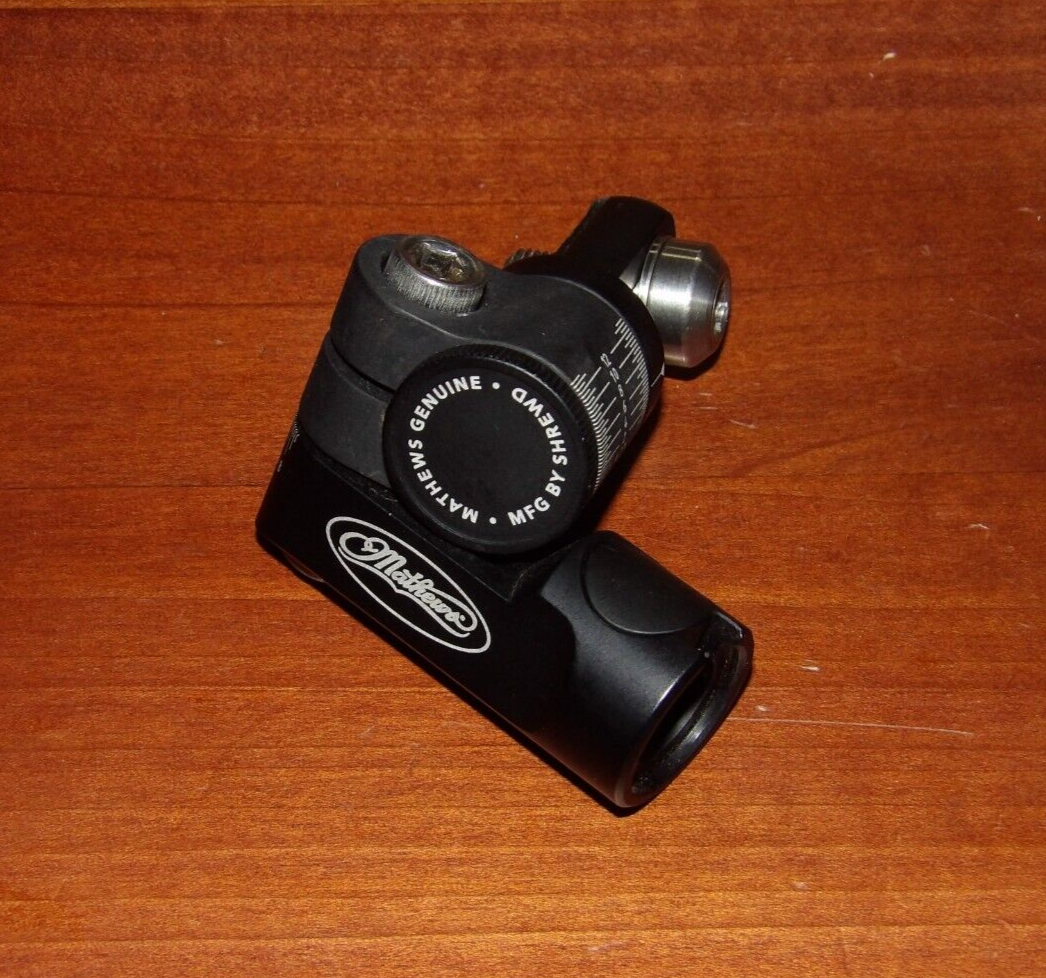 RH, Mathews Adjustable VBar Quick Disconnect Stabilizer Mount Right