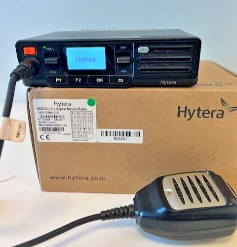 MD625U(1) UHF HYTERA 400-470 MHz 128 CH DIGITAL WITH ACCESSORIES (TEST & CLEAN) - Photo 1/4