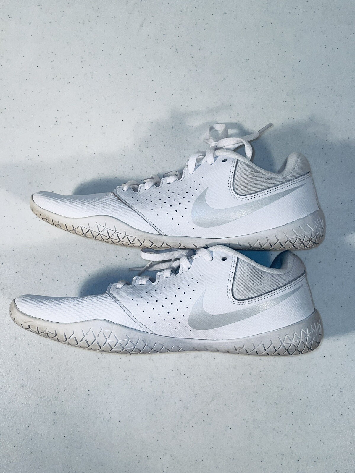 nike women's sideline iv cheerleading shoes