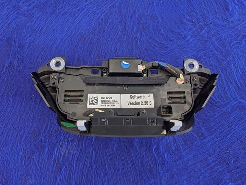 2014-2017 Chevrolet SS Caprice Sedan Temperature A/C Heat Control Panel OEM - Picture 6 of 12