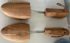 Rochester Shoe Tree Co. Women's Size 7  Vintage Pair of 2 Red-Cedar Shoe Trees
