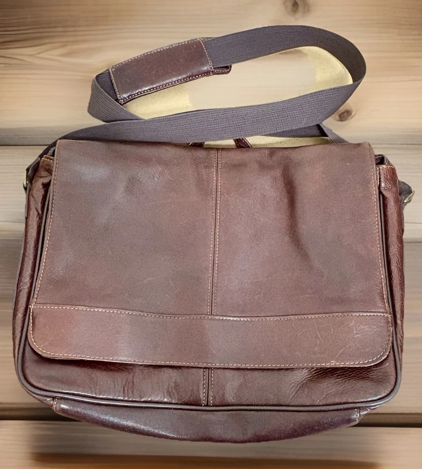 Maletín bandolera vintage Wilson de cuero marrón envejecido unisex Foto 2 de 4