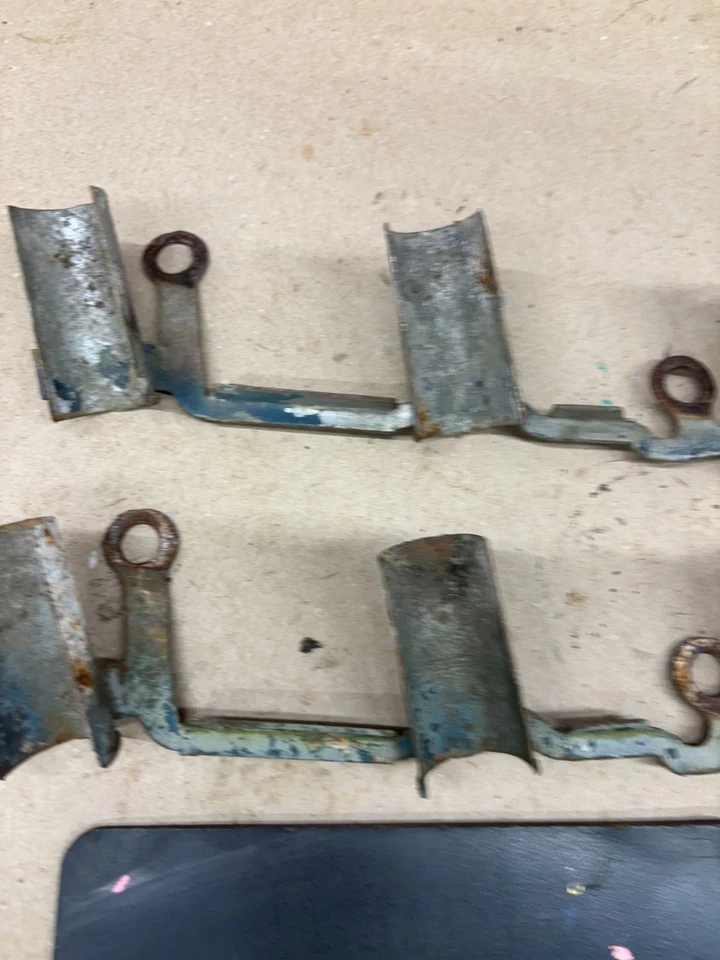 Ford F150 1973 1978 1979 F250 F350 351M 400 351C ORIGINAL OEM ESCUDOS DE ESCAPE OE Foto 3 de 4