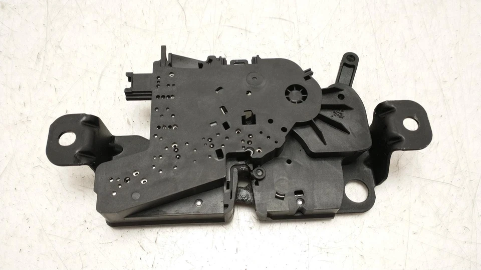 BMW 2 SERIES GRAN COUPE TAILGATE BOOT LOCK Coupe 51247383283 19-24 - Image 3 of 4