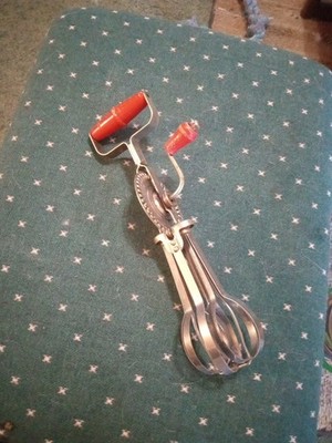 Vintage Blue Whirl Egg Beater/Mixer Hand Powdered Decent Usable Steel USA Rare