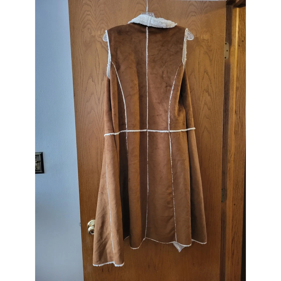 Chaleco plumero de gamuza Paparazzi by Biz marrón crema imitación piel de oveja largo fluido usado en excelente estado S Foto 3 de 4