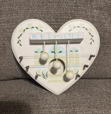 Vintage Wooden Heart Shaped Door Harp Floral Design Country Decor Welcome Sign