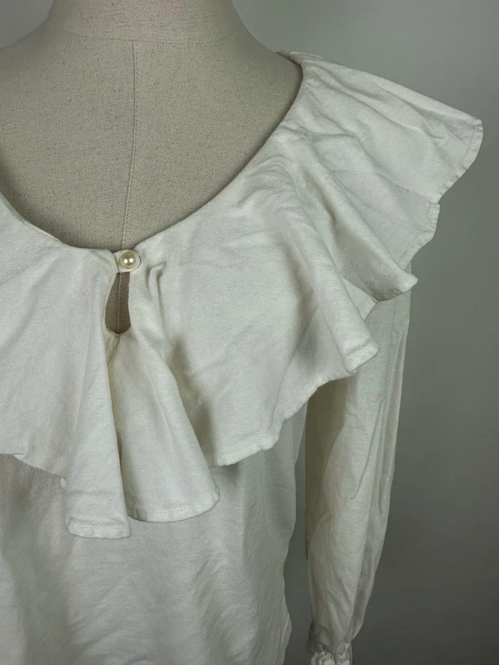 Blusa tricot Express vintage años 90 pequeña marfil cuello con volantes campesina medieval Foto 4 de 4