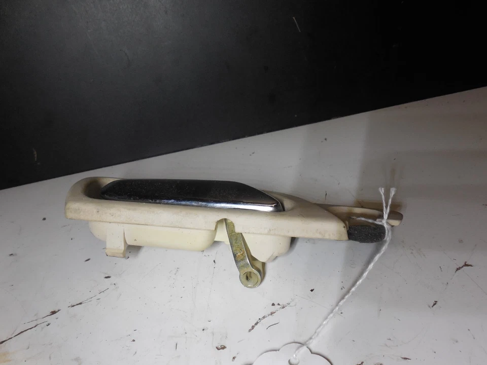 Manija puerta interior delantera derecha a3173010001 01-07 mercedes-benz w203 c230 c240 Foto 3 de 4