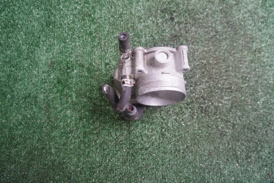 Корпус дроссельной заслонки 2017 TOYOTA Sienna 3,5 л от оригинального производителя 52 000 миль 220300P050 - Изображение 2 из 3