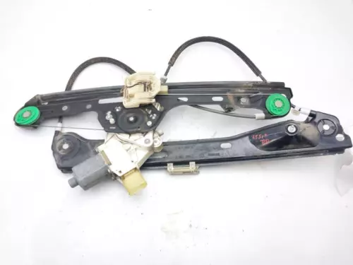 7067796S Elevalunas Delantero Derecho para BMW SERIE 1 BERLINA (E81/E87) 7797782 - Imagen 1 de 10
