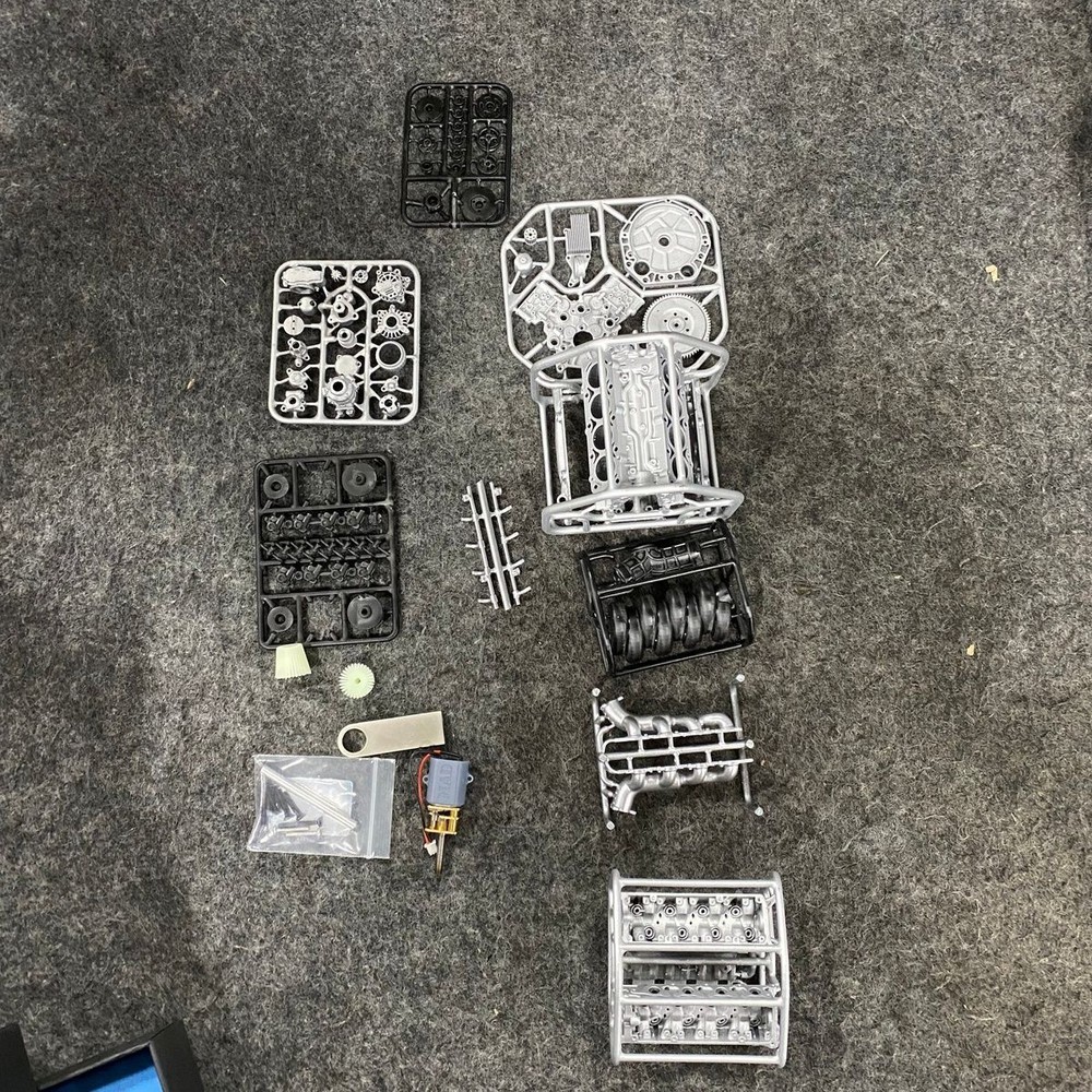 MAD RC Simulation V8 Engine Model Kit Assembly Set for Model Car