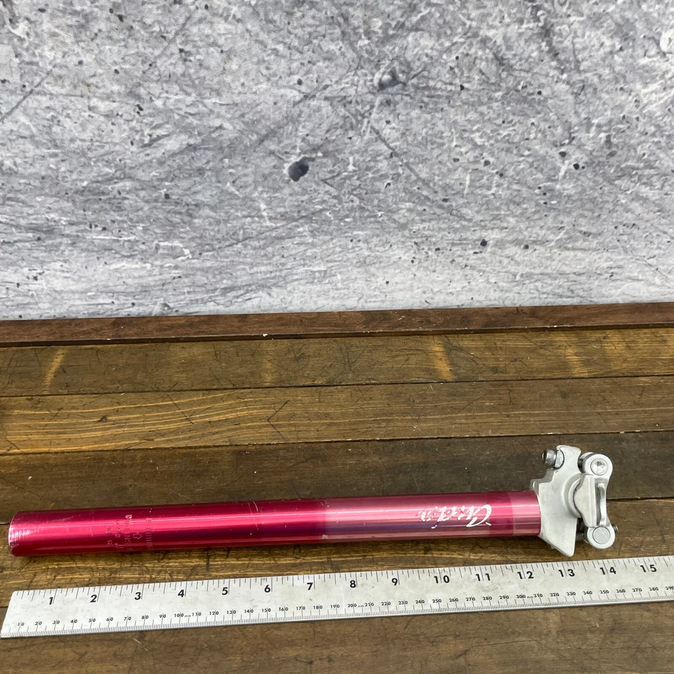 Tija de sillín vintage Cuda 27,2 mm roja Barracuda 2 pernos 350 mm vintage años 90 MTB descolorida Foto 4 de 4