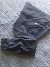 Fabletics PureLuxe Women's Capri Black Leggings Best Fit A Small