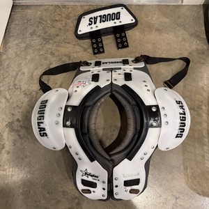 Douglas Elite QB QBK S/M 18-19" HS Adult Football Shoulder Pads