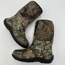 BOGS Kid's Classic Winter Boot Size 5  Mossy Oak - 61672-973