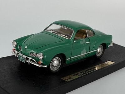 ROAD LEGENDS 1966 VOLKSWAGEN KARMANN-GHIA COLLECTION DIECAST MODEL
