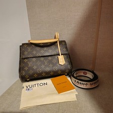 Louis Vuitton Cluny BB Monogram 