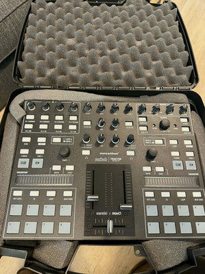 Novation Twitch Serato Itch Dj Controler Powers Up, Nice Condition