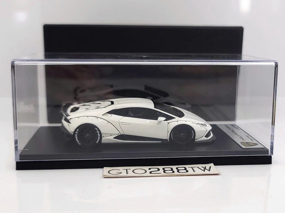 Looksmart 1:43 Lamborghini Huracan Aftermarket(LB Works) - White Bianco (LS461B) - Image 4 of 4