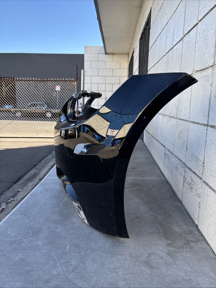 2008 2009 2010 2011 2012 2013 BMW M3 FRONT BUMPER 2D COUPE OEM USED Foto 2 de 4