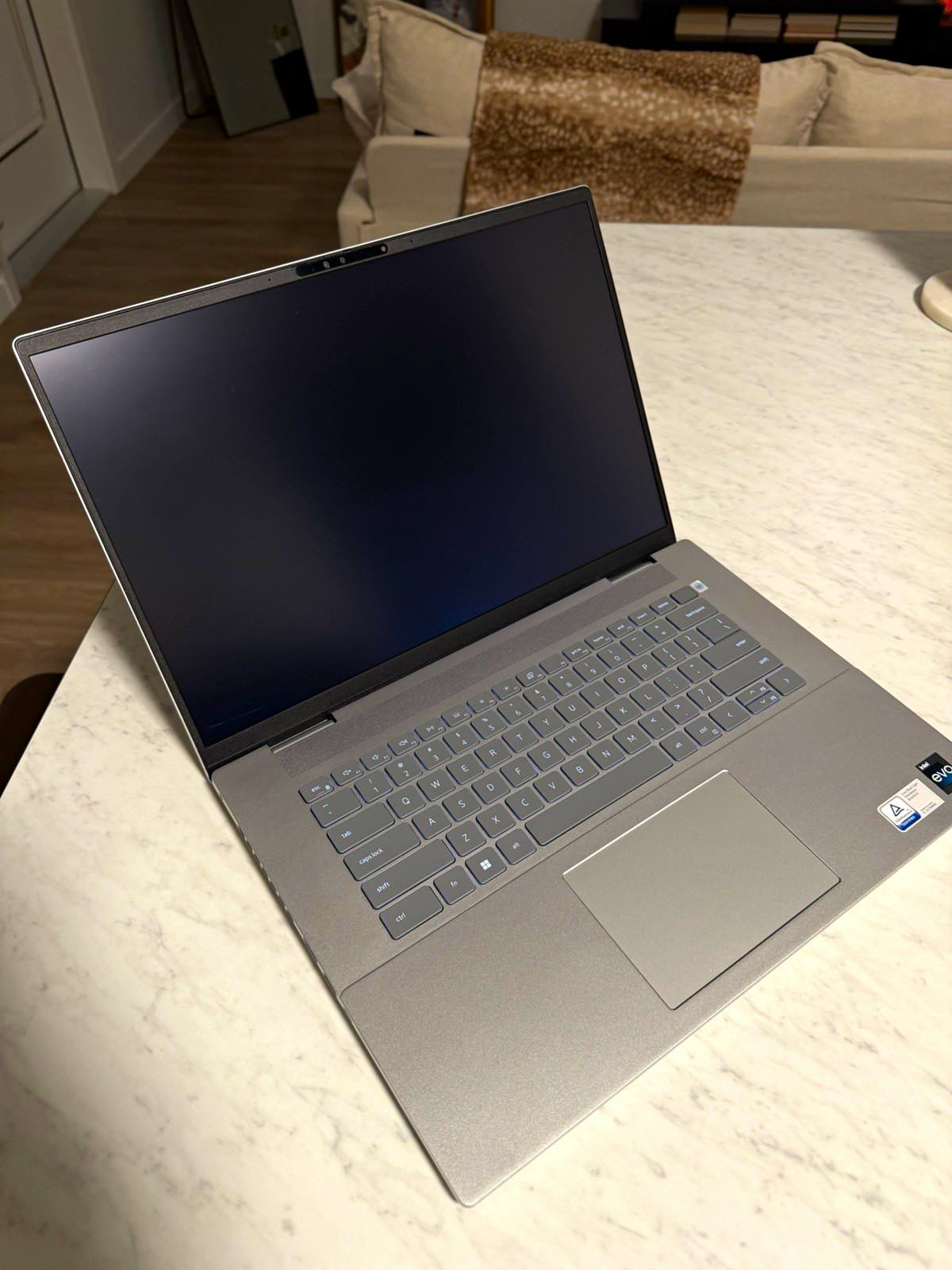 Dell Inspiron 16 Plus 7630 16in i7 13th Gen 32GB 954GB SSD Win11 Silver