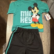 Disney Junior Mickey Mouse Boys 2T 2pc Tee Pants Set Green/Black Graphic