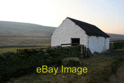 Foto 6x4 Weiße Scheune Snaisgill Der Nachlass Raby ist der Großgrundbesitzer um 2008