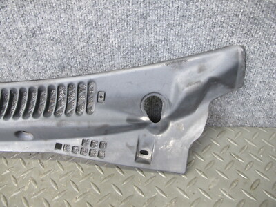 　7/2/5 90-96 Nissan 300zx OEM Left Side Windshield Glass Cowl Cover