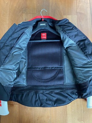 Ducati Supreme V4ジャケット ブラック・グレー 【公式通販】