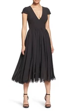 DRESS the POPULATION Black COREY V-Neck Fit Flare Chiffon Cocktail Midi L = 8/10
