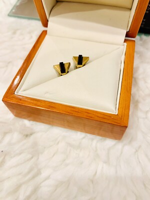 Promi-besitz Ming Yu Wang 18k Gold & schwarzer Onyx Dart Ohrstecker