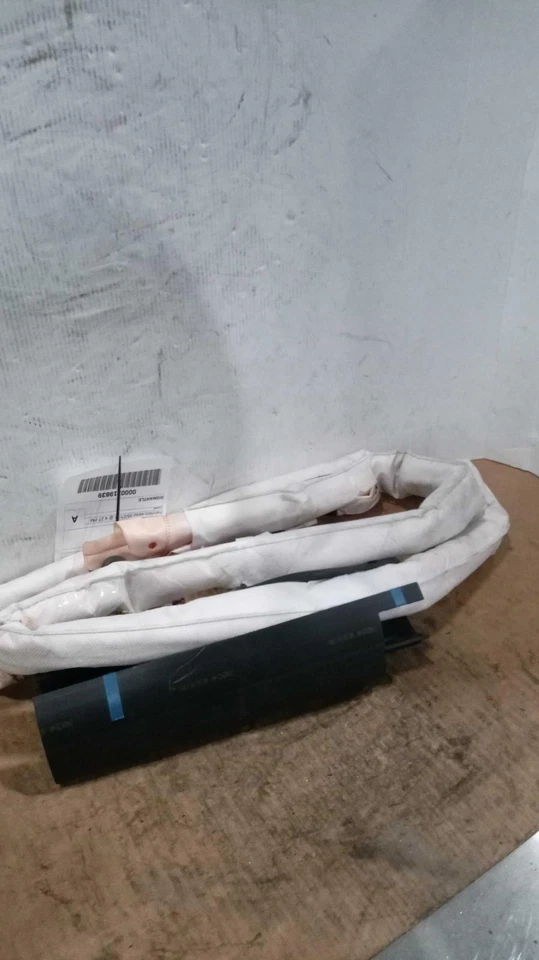 2015 Chevrolet Malibu Left Curtain Air Bag Grey 454505 92K Miles Used Foto 2 de 4