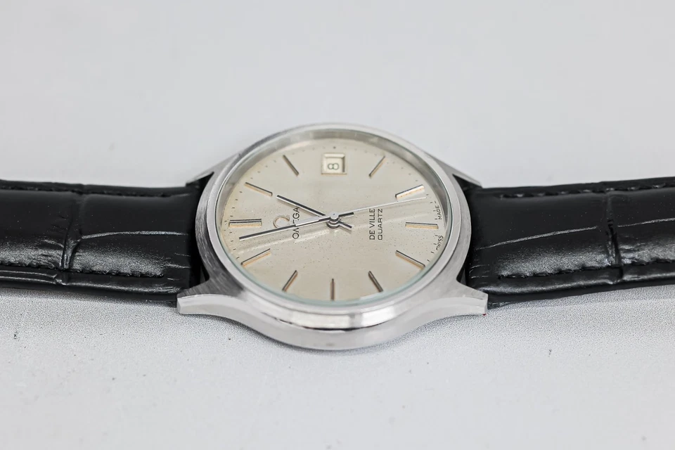Vintage 1979 *NEAR MINT* OMEGA De Ville Cal.1342 Quartz Push Crown Date 35mm Men - Image 4 of 4