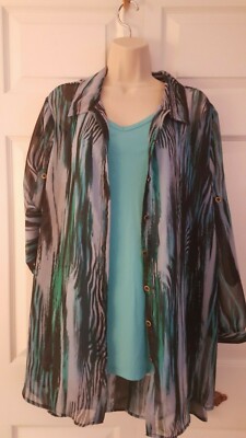Queen Collection Loose Fit Blouse with Cami Blue Multi-color XL runs large