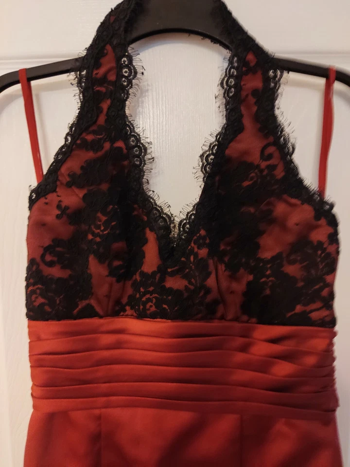 Vestido Alexia Couture Fiesta Cóctel Talla 4 Halter Satén y Encaje Borgoña Negro Foto 3 de 4