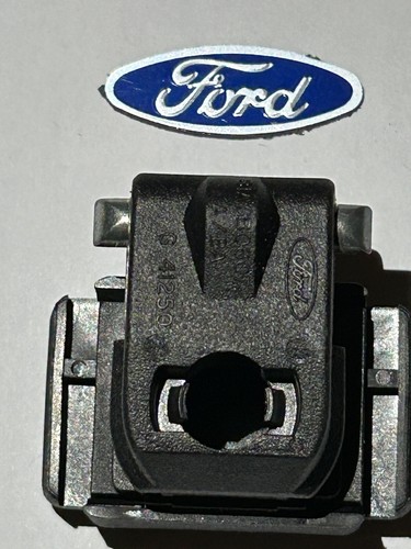 New Genuine Ford Sierra Mk1 Mk2. Phase 1 Cosworth Glovebox Catch - Picture 5 of 5