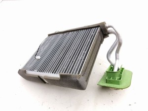 Nissan Leaf II (ZE1) 2022 Klimaverdampfer Kondensator 2022 110kW AMD211745