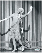 The Artist Missi Pyle Signed Autographed 8x10 Photo ACOA