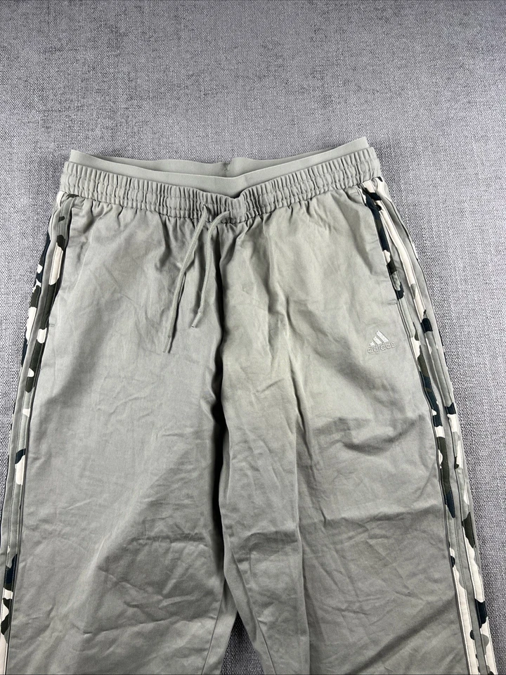 Adidas Originals Camo Three Striped Pants Women’s M Green Jogging Gym Casual - Image 2 of 4