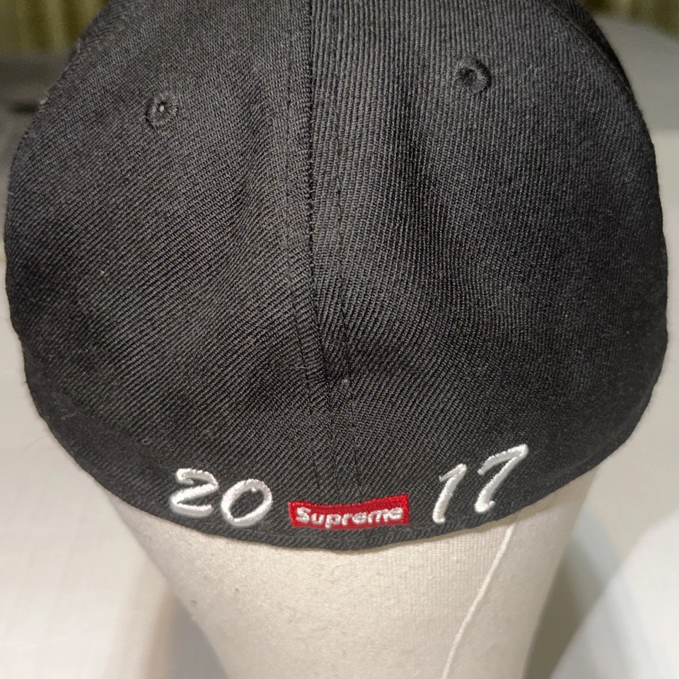 Supreme X Heart New Era 7 1/2 Black / Red Embroidery Cap Hat 2017 Fitted - Image 4 of 4