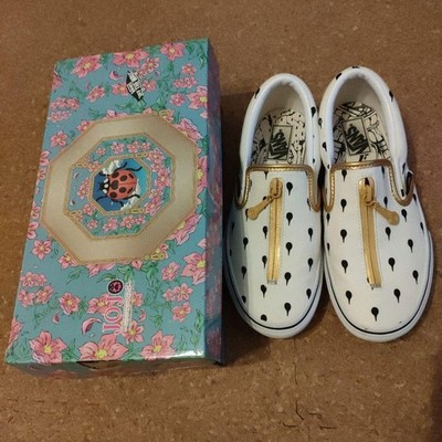 Limited Edition JoJo's Bizarre Adventure Golden Wind VANS x JOJO