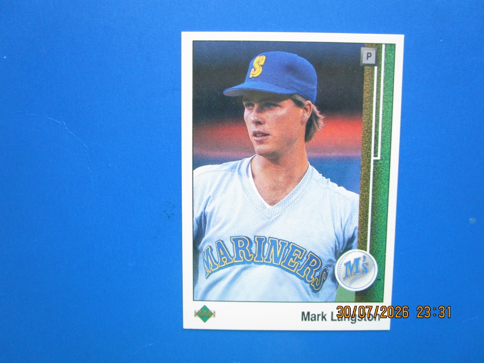 FREE SHIP.- 1989 UPPER DECK MARK LANGSTON SEATTLE MARINERS CARD-NEAR MINT